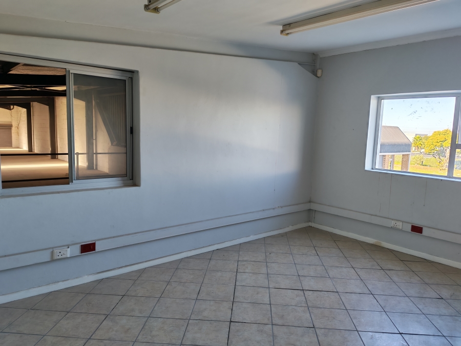 To Let Commercial Property for Rent in Somerset West Business Park Western Cape